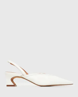 AKITO Kitten Heel Slingback Point