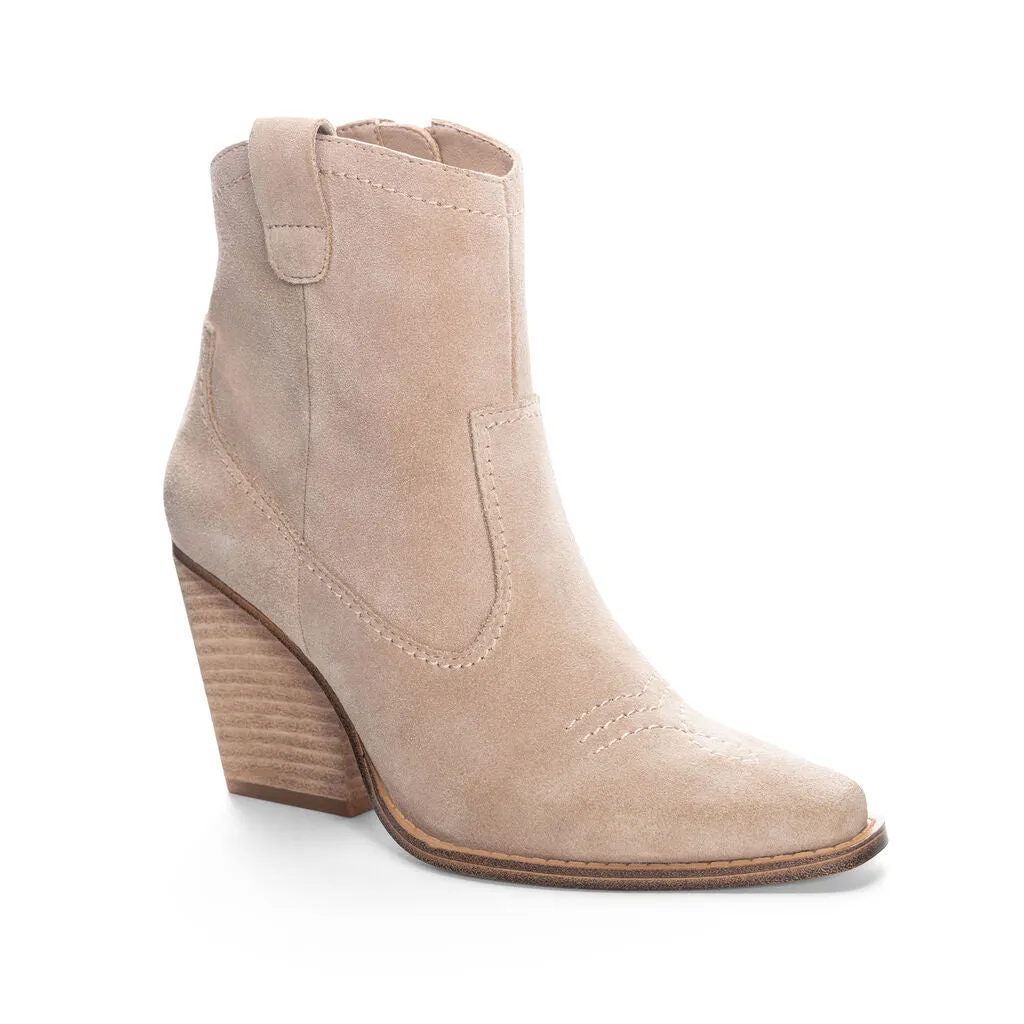 Corinna Suede Western Booties, Natural | Chinese Laundry