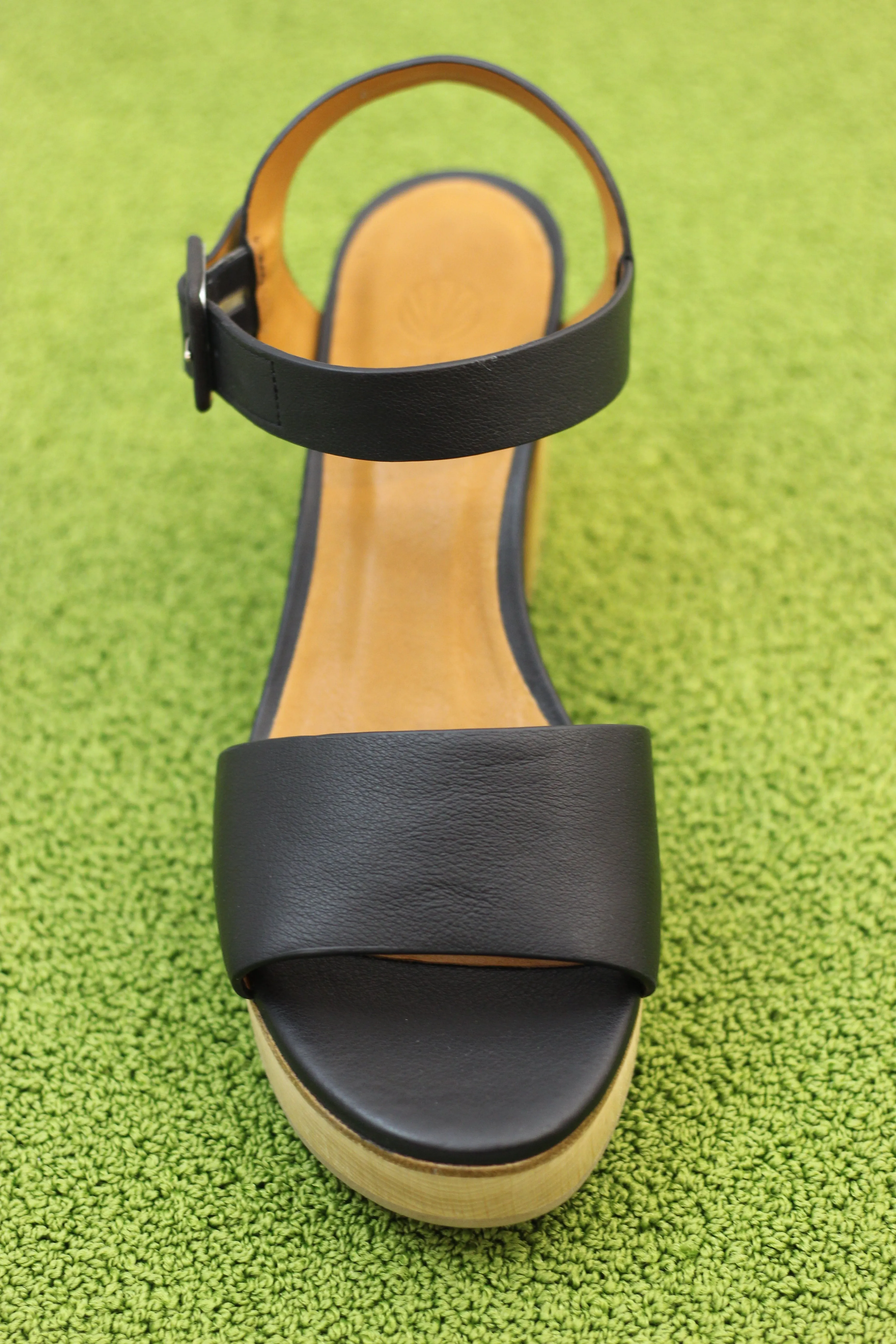 Women's Riviera Sandal - Black Leather